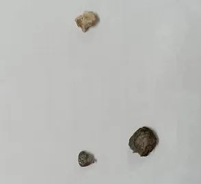 DƬ